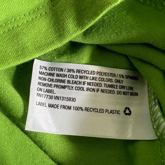 Wild Fable Women's Green Short Sleeve V-Neck Cropped T-Shirt - Size Large - NWT - Picture 6 of 8